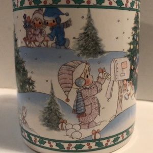 1995 Precious Moments Christmas Winter Coffee Mug (*read*)